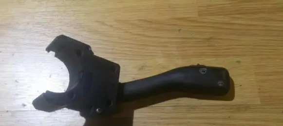Volkswagen PASSAT B5 Wiper control stalk