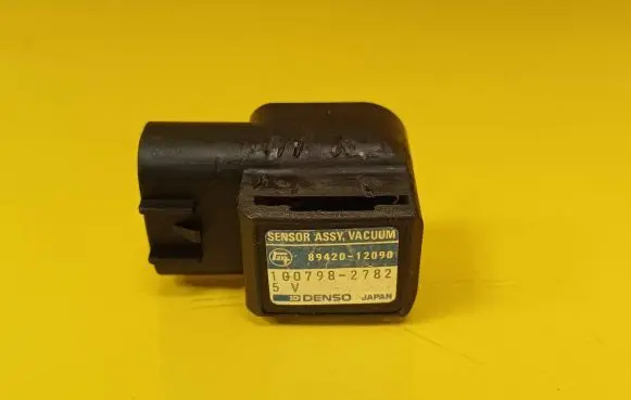 Toyota Corolla E100 Air pressure sensor 1007982782 8942012090