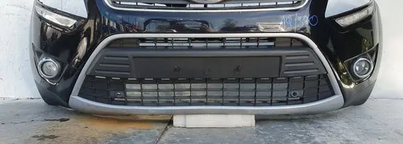 Ford Kuga I Front bumper