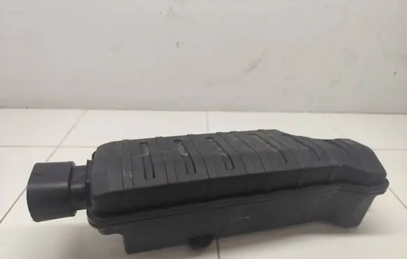 Air filter box