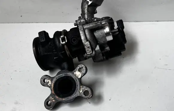 Volkswagen Golf VII Turbo 04E145713B 210114 00176