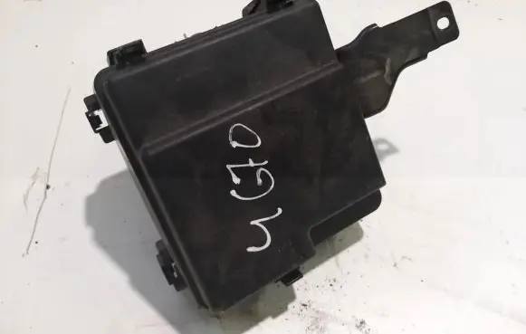 Honda FR-V Fuse box set