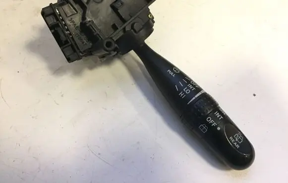 Toyota RAV 4 (XA20) Wiper control stalk 173647