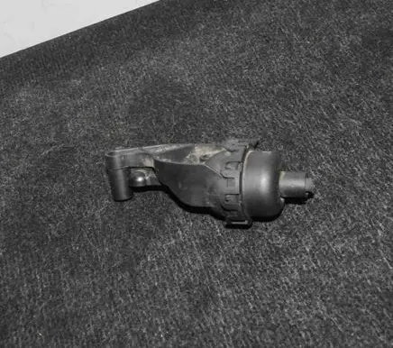 Opel Astra J Engine mount vacuum valve 2900315469