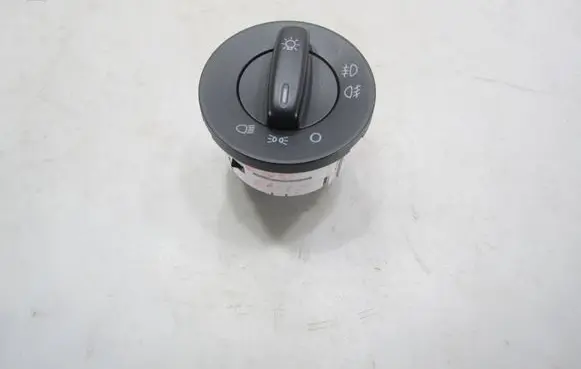 Skoda Octavia Mk2 (1Z) Light switch 1Z0941431C 748500470000 9425104
