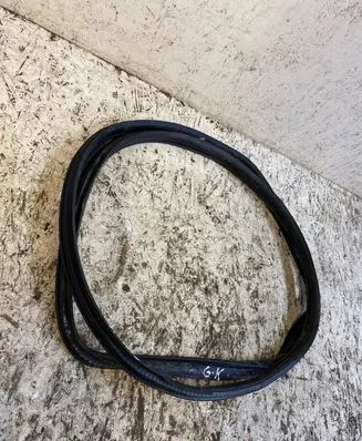 Renault Kadjar Rear door rubber seal (on body) 