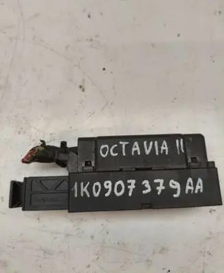 Skoda Octavia Mk2 (1Z) ABS module connector plug 1K0907379AA 1K0614517AA