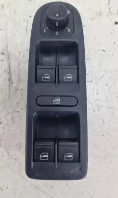 Volkswagen Golf VI Front door window switch trim 5K0867255A