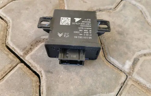 Peugeot 508 Light module LCM 9803058280 S0400C0102 0812098