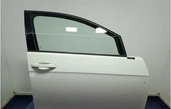 Volkswagen Golf Sportsvan Front door