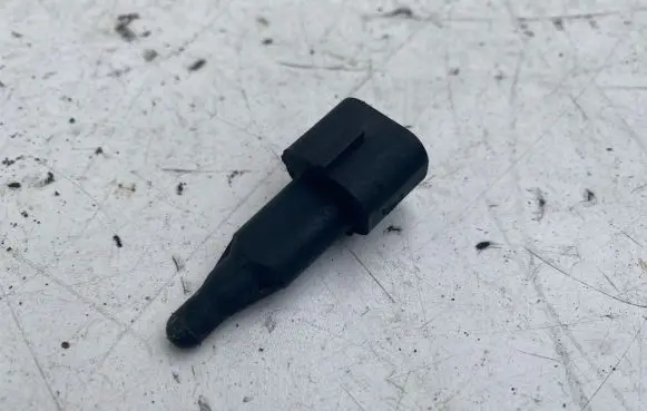 Toyota Avensis T250 Outside/exterior temperature sensor 