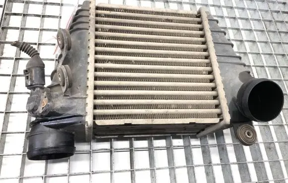 Seat Leon (1M) Intercooler radiator 1J0145803F