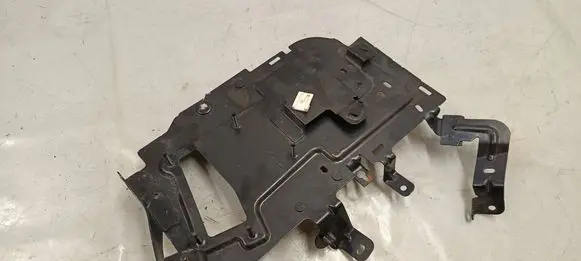 Ford Kuga III Battery tray LX6112A692AF
