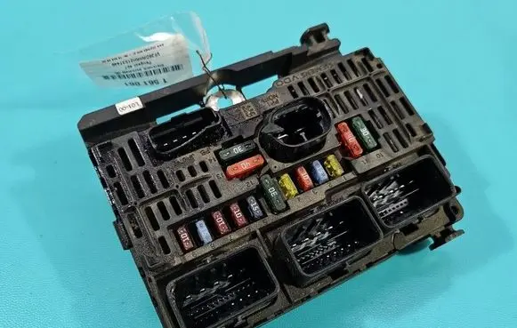 Peugeot 407 Central body control module 9656005580 IMPRK1561061