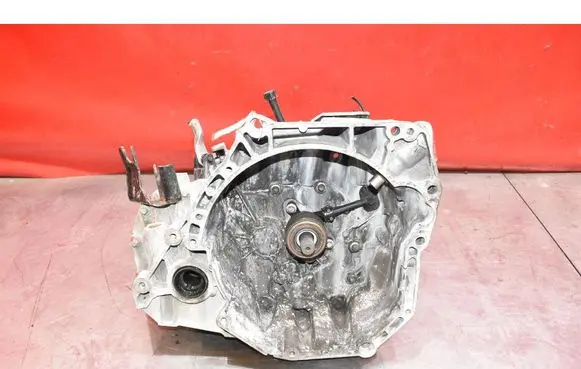 Nissan Micra Manual 6 speed gearbox JH3195