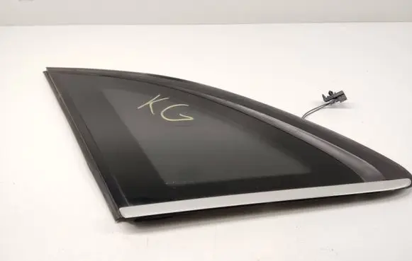 Mercedes-Benz B W246 W242 Rear vent window glass A2466701512