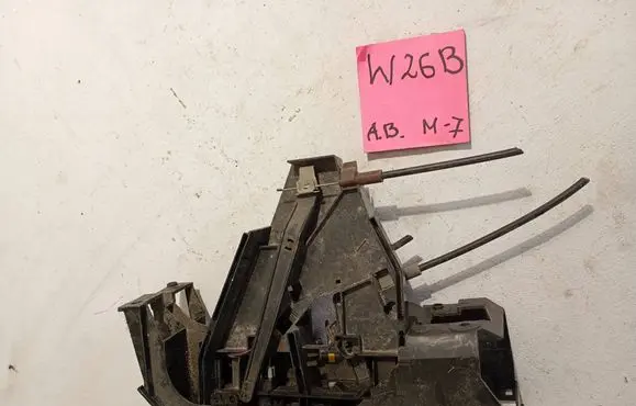 Mercedes-Benz B W245 Front door window regulator with motor 121212123