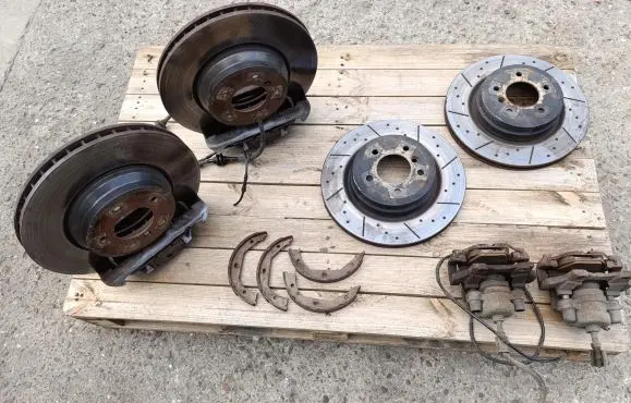 BMW 3 E90 E91 Brake discs and calipers set 