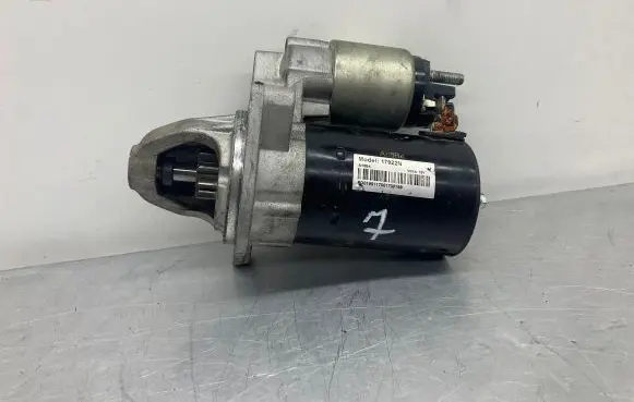 BMW 5 E60 E61 Starter motor 7610343
