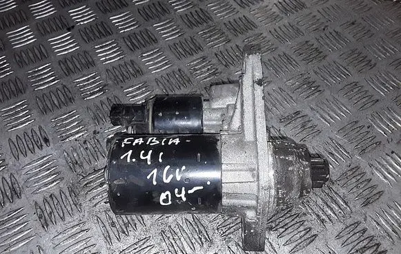 Skoda Fabia Mk1 (6Y) Starter motor 0001120400 02t911023
