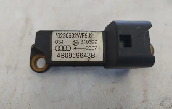 Audi A6 S6 C5 4B Airbag deployment crash/impact sensor 4B0959643B