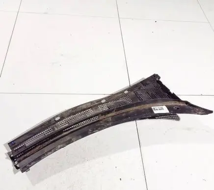 Wiper trim