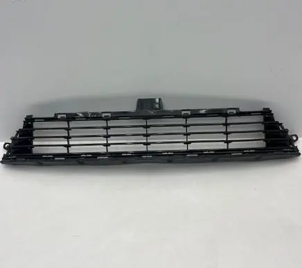 Toyota Auris E180 Front bumper lower grill 5311202670