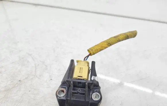 Subaru Legacy Airbag deployment crash/impact sensor 98231AG020