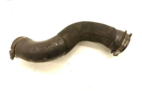 Intercooler hose/pipe