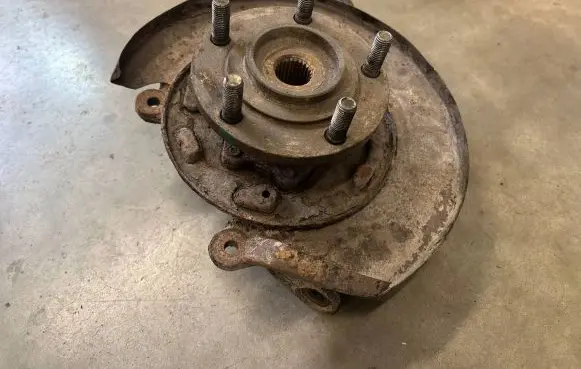 Mitsubishi Lancer X Rear wheel hub spindle/knuckle 