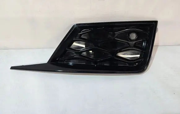 Seat Ateca Front fog light trim/grill 575853666M