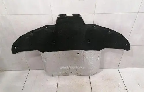 Mercedes-Benz C W205 Engine cover (trim) A2056824300