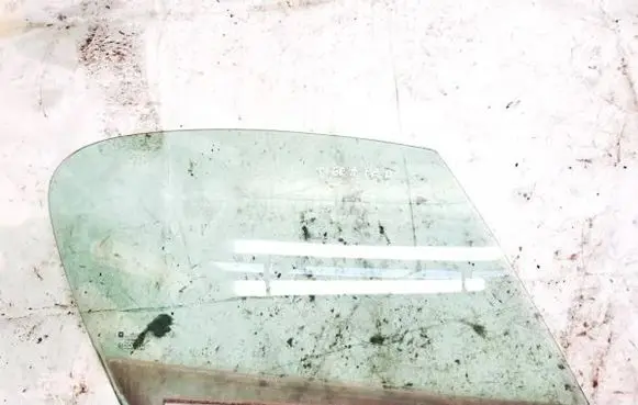 Opel Tigra A Front door window glass four-door