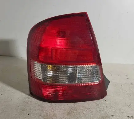 Mazda 323 Rear/tail lights