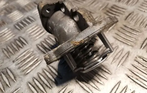 Mercedes-Benz Vito Viano W639 Thermostat 6422000715