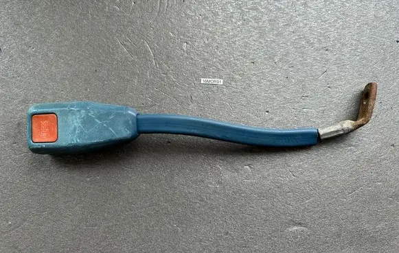 Nissan Patrol 160 Seat belt trim 86841C8201