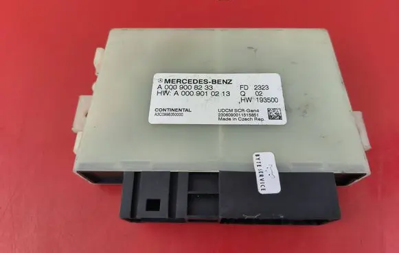 Mercedes-Benz A W177 Reducing agents exhaust control unit A0009008233