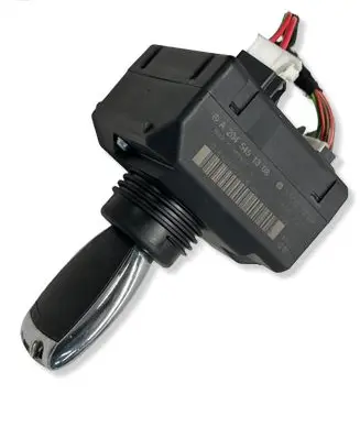 Mercedes-Benz C W204 Ignition lock A2045451308