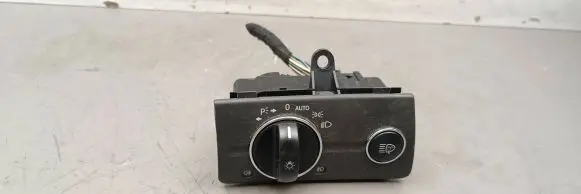 Mercedes-Benz E W211 Light switch 2115450104 04056000