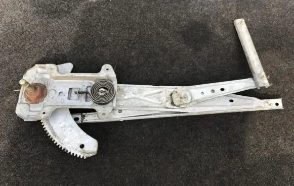 Sliding door window regulator with motor