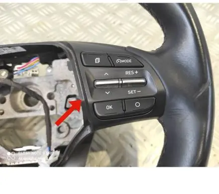 Hyundai Kona I Central console control unit 