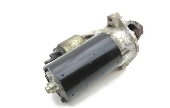 BMW 5 E60 E61 Starter motor 7796892 0001115046