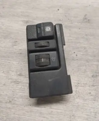Volkswagen PASSAT B3 Headlight level height control switch 701858099