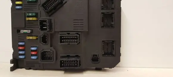 Peugeot 407 Comfort/convenience module 9655708380 BSIS0200