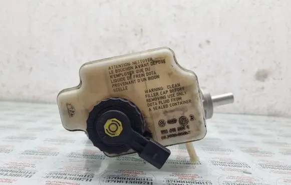 Volkswagen Golf Plus Master brake cylinder 1K1611301C 1K1614019B