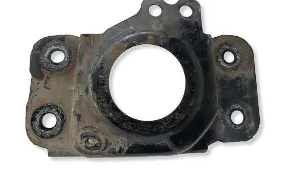 Volvo XC60 Engine mounting bracket 30784277