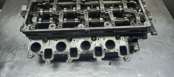 Volkswagen Caddy Engine head 03L103373J