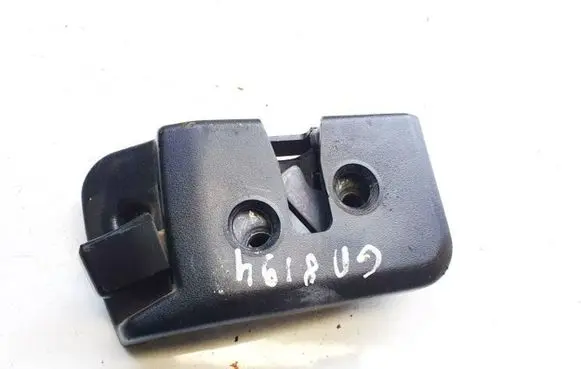 Audi 80 90 S2 B4 Seat back rest lock catch 8a9885733a
