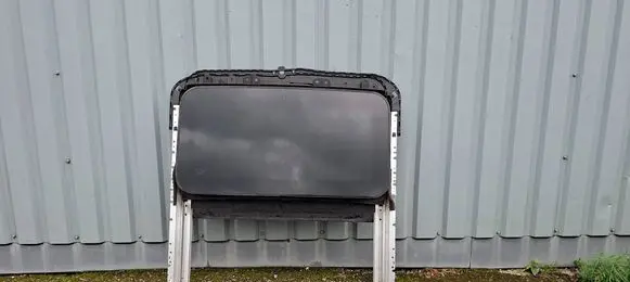 Mitsubishi Outlander Sunroof set 43R003021 DOT23 NSGM398