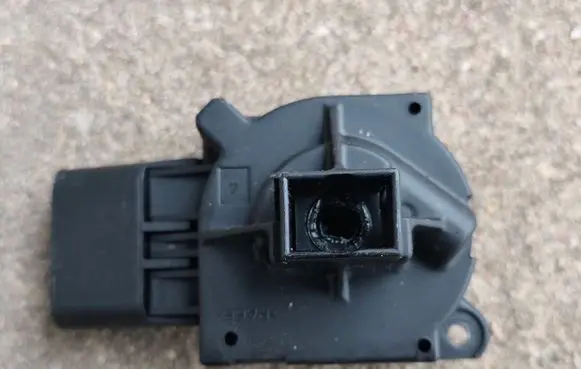 Chrysler Voyager Ignition lock contact 04685719AB
